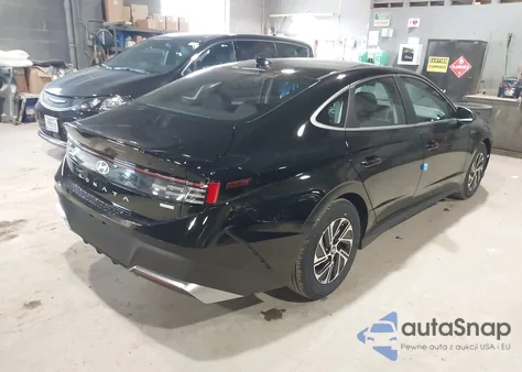 2026 Hyundai Sonata Hybrid Blue from USA, damaged, VIN KMHL24JJ4TA143064